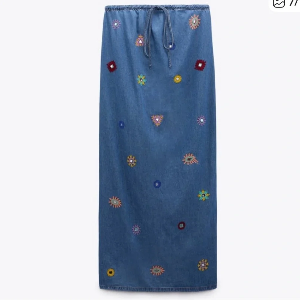 Zara Denim Chambray Embroidered Halter Dress NEW NWT - Picture 7 of 10